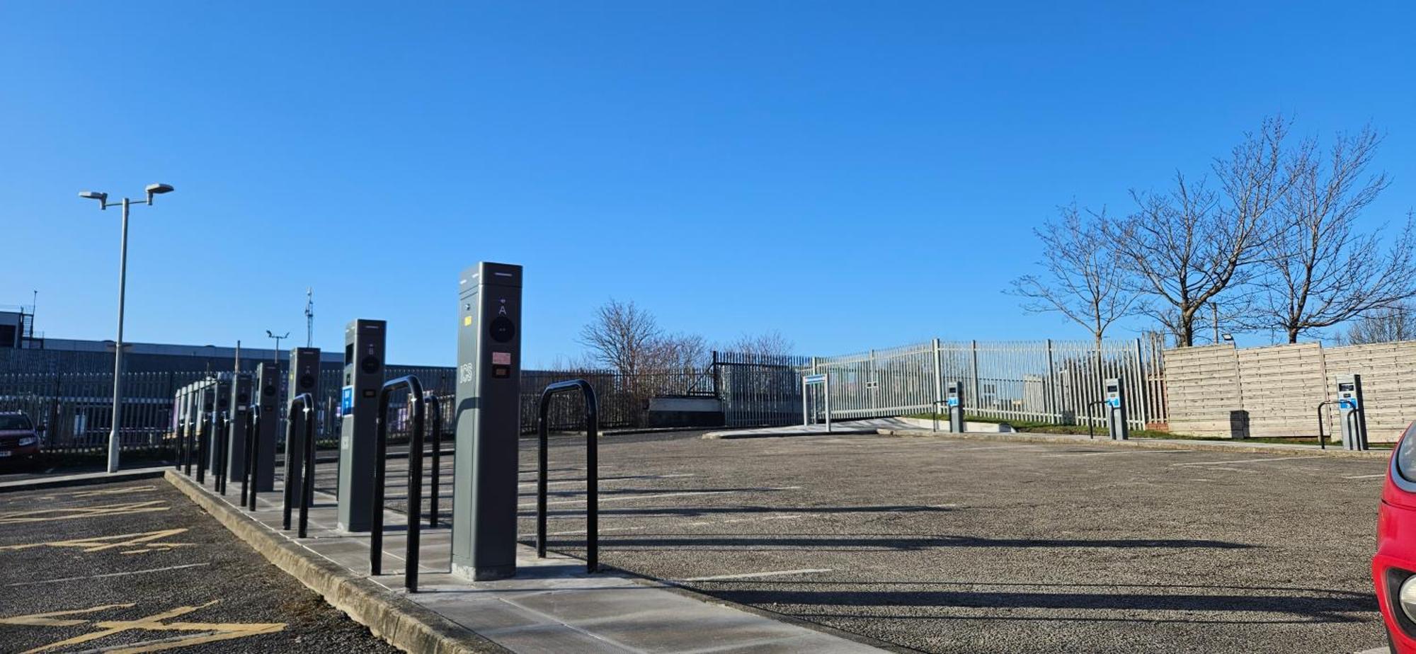 Holiday Inn Express - Wigan By Ihg Exterior photo